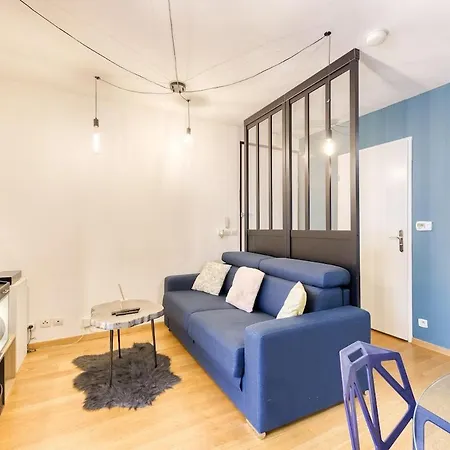 With Outdoor Space Apartman Romainville