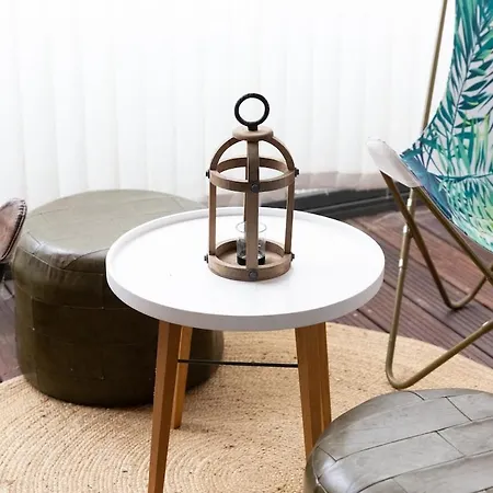 With Outdoor Space * Romainville