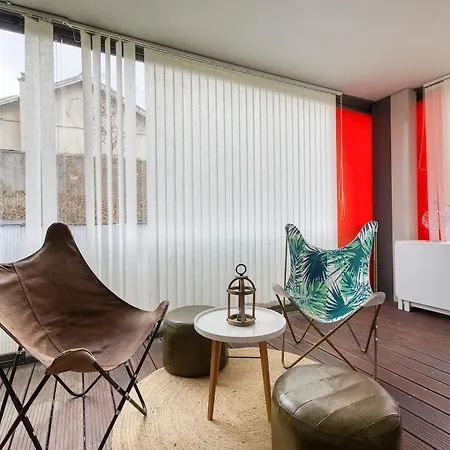 Apartman With Outdoor Space Romainville